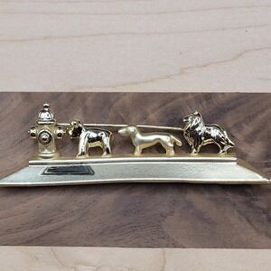 VTG Gold Tone AJC Dogs Lined Up At Fire Hydrant Brooch Pin 3.25 X 1‎ Inch